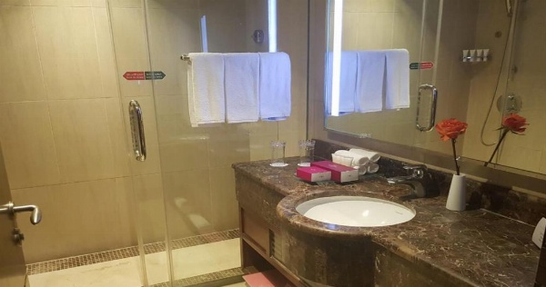 Crowne Plaza Madinah by IHG image 13